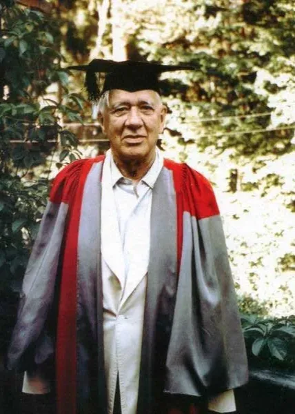 Korney Chukovsky in the robes of a Doctor of Oxford University, 1963 / Photo: K. I. Chukovsky House-Museum